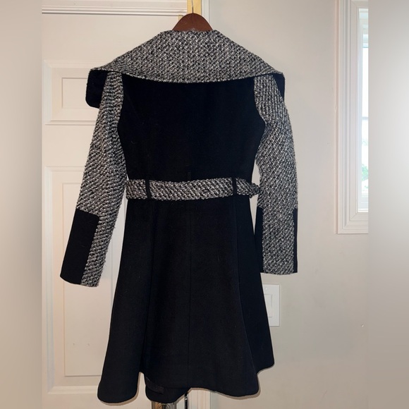 Bebe coat - Picture 2 of 2